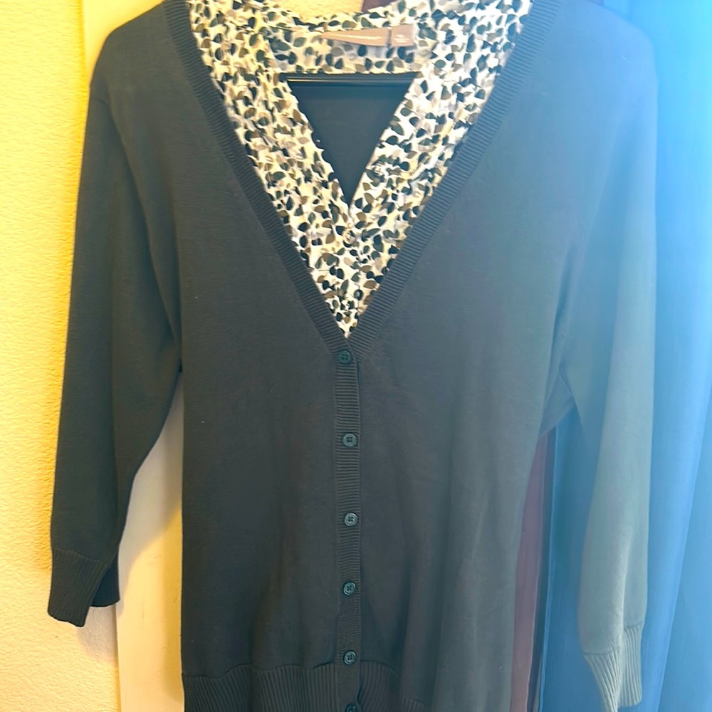 Forest green Croft & Barrow elbow length sweater with built in blouse